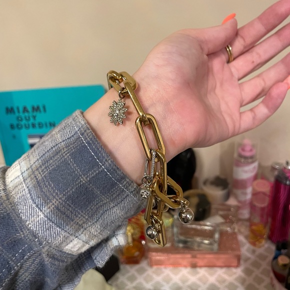 Rare Runway Burberry Chain Bracelet - Picture 10 of 12